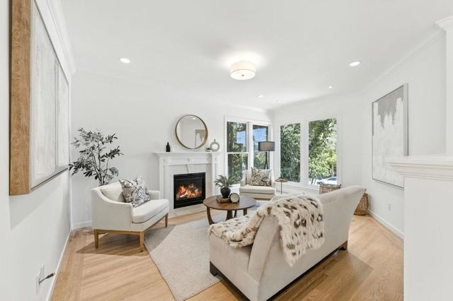 472 Emerald Avenue, San Carlos, CA 94070