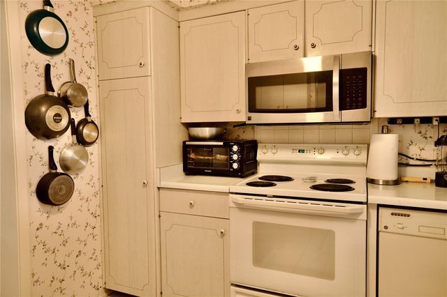 1741 CARIBBEAN CIRCLE 13, Venice, FL 34293