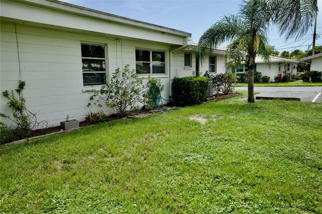 1741 CARIBBEAN CIRCLE 13, Venice, FL 34293