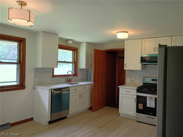 2435 Ravenna Avenue, East Canton, OH 44730