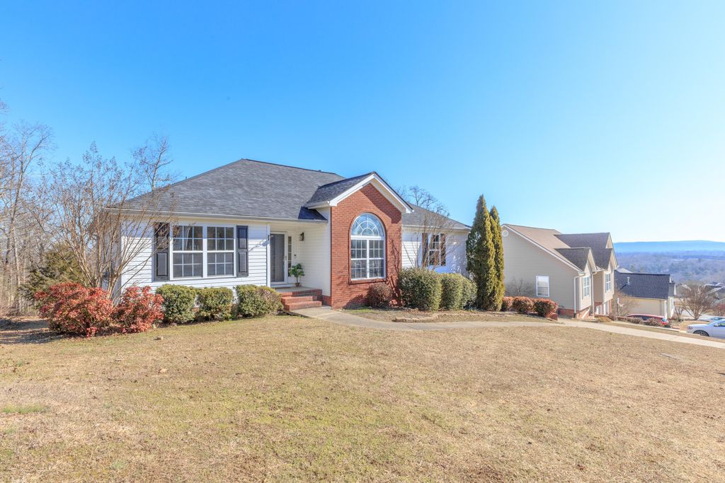 7258 British Road, Ooltewah, TN 37363