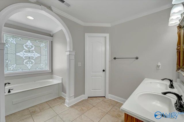 115 Evergreenview Drive, Hazel Green, AL 35750