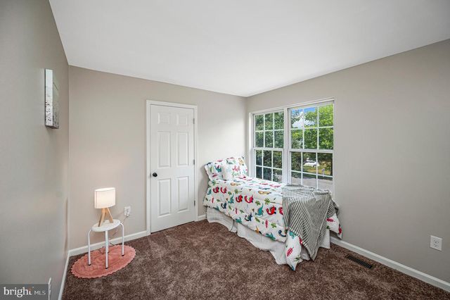 5706 E POINT CIR, Spotsylvania, VA 22551