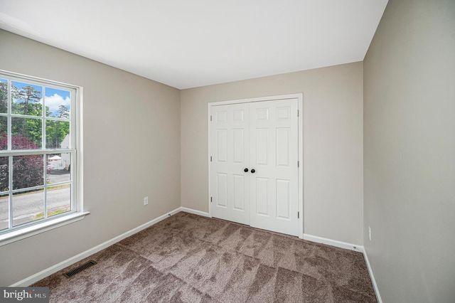5706 E POINT CIR, Spotsylvania, VA 22551