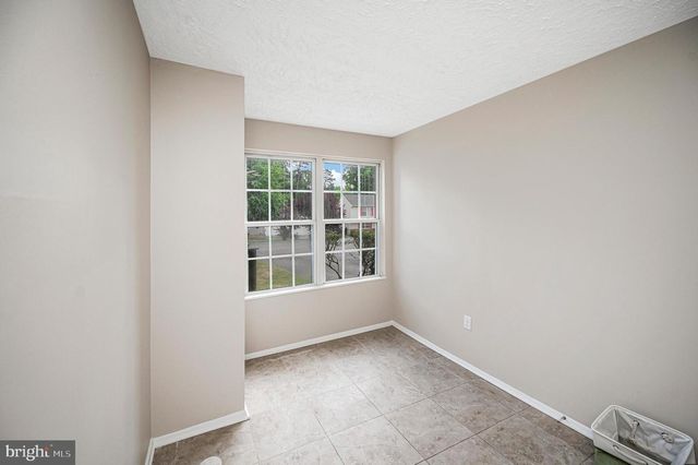 5706 E POINT CIR, Spotsylvania, VA 22551
