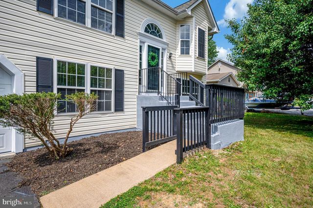 5706 E POINT CIR, Spotsylvania, VA 22551