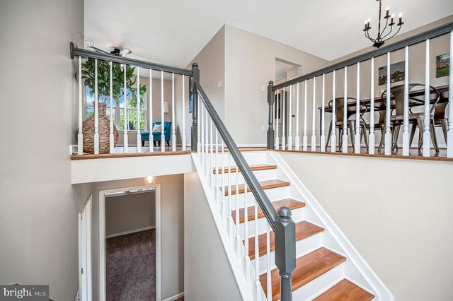 5706 E POINT CIR, Spotsylvania, VA 22551
