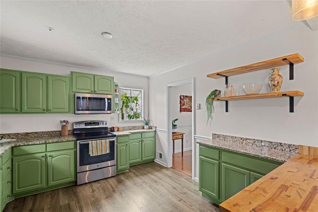 4212 Antler Trail SE, Smyrna, GA 30082
