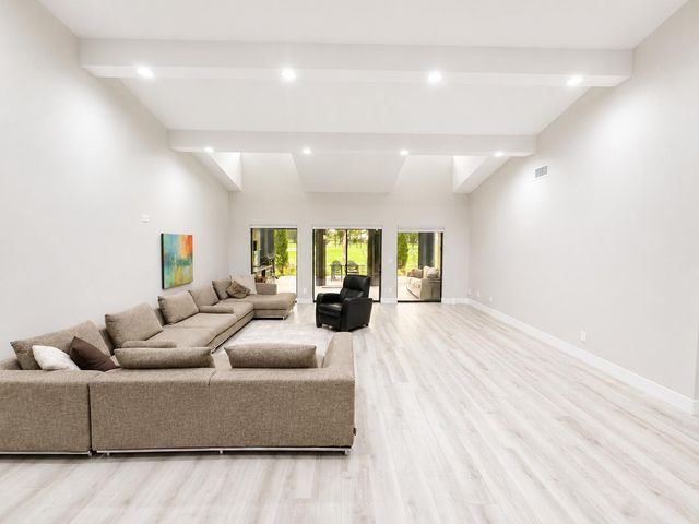 4685 Fountains Drive S, Lake Worth, FL 33467