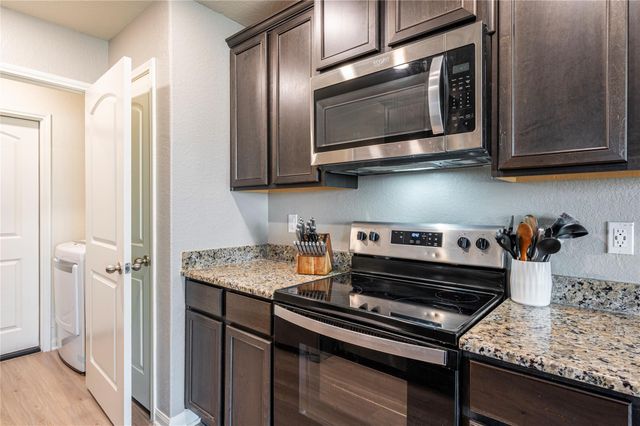 2933 Seacrest Lane, La Marque, TX 77568