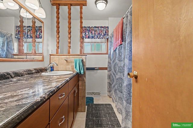 3177 County Road T Avenue, Fremont, NE 68025