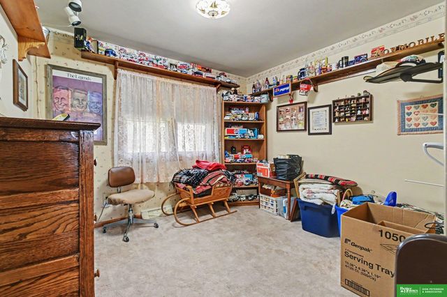 3177 County Road T Avenue, Fremont, NE 68025