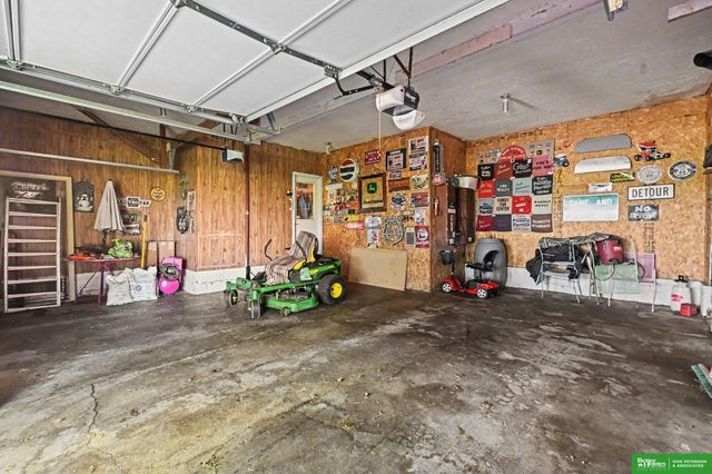 3177 County Road T Avenue, Fremont, NE 68025
