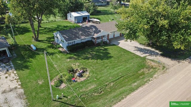 3177 County Road T Avenue, Fremont, NE 68025