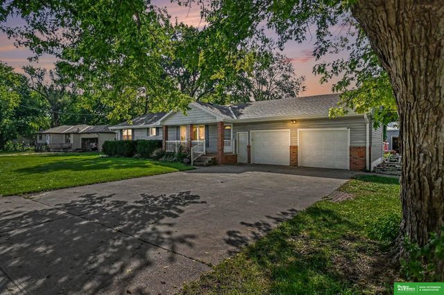 3177 County Road T Avenue, Fremont, NE 68025