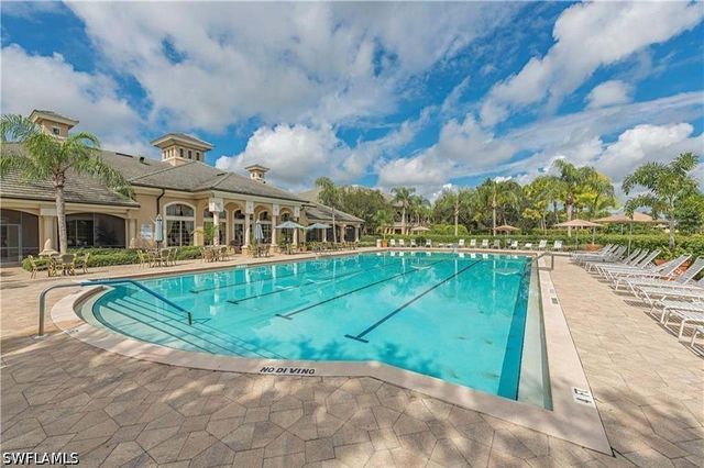 6017 TROPHY DR 601, Naples, FL 34110
