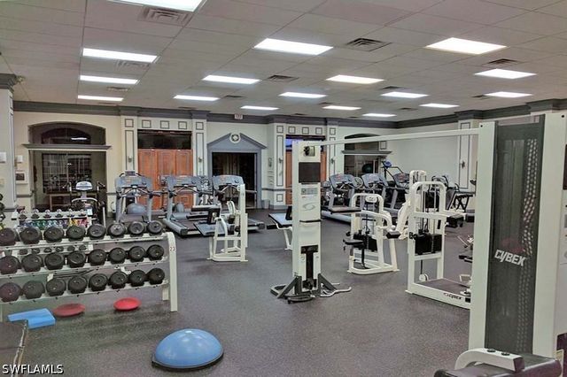 6017 TROPHY DR 601, Naples, FL 34110