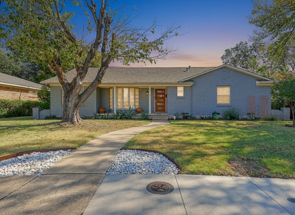 5022 Menefee Drive, Dallas, TX 75227