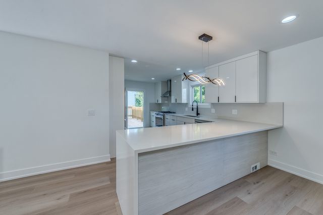 112 Ironwood Court, Rolling Meadows, IL 60008