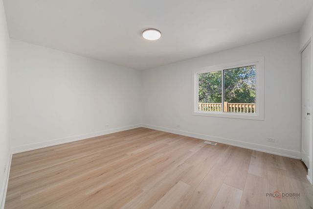 112 Ironwood Court, Rolling Meadows, IL 60008