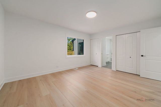 112 Ironwood Court, Rolling Meadows, IL 60008