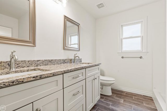 2 Riley Road, Saint Clair, MI 48079