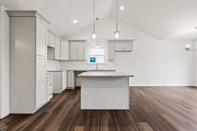 2 Riley Road, Saint Clair, MI 48079