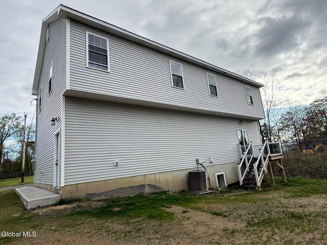 81 Morris Road, Schenectady, NY 12304