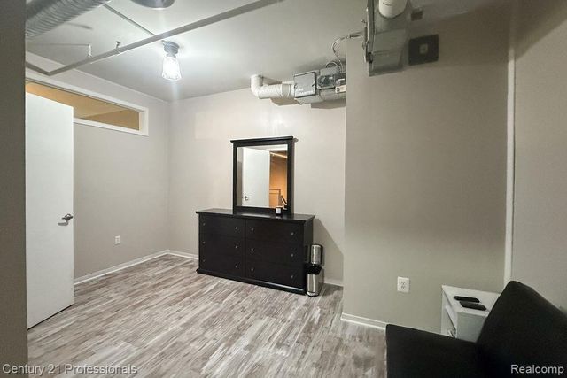 100 N Center Street 306, Royal Oak, MI 48067