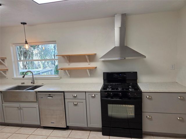 2901 SW 4TH COURT, Gainesville, FL 32601