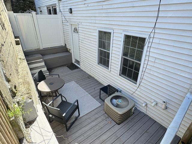 5 Saint James Pl 5, Boston, MA 02119