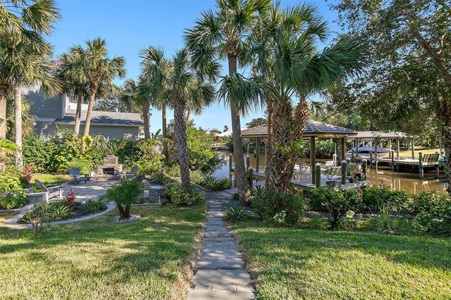 100 SEASIDE POINT, Flagler Beach, FL 32136