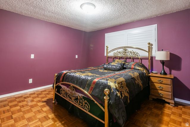 3704 E BRIGHTON POINT DR, Cottonwood Heights, UT 84121