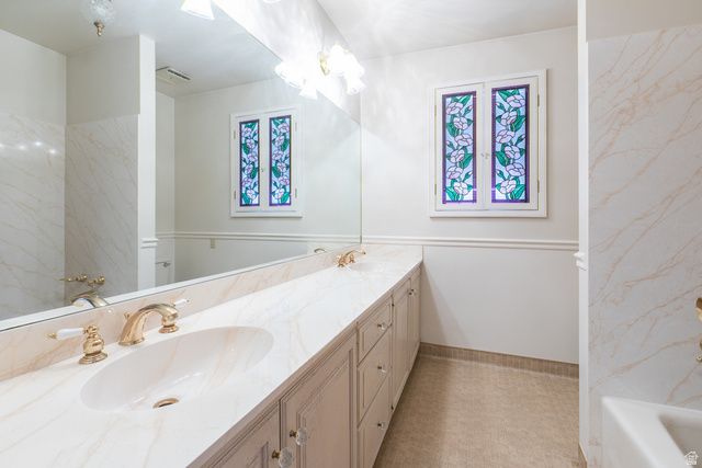 3704 E BRIGHTON POINT DR, Cottonwood Heights, UT 84121