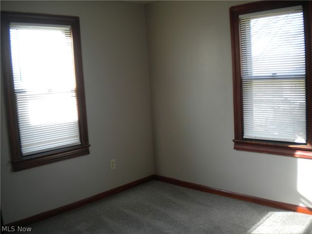 332 Lincoln Avenue, Barberton, OH 44203