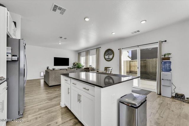 504 Winter Sky Drive, Reno, NV 89506