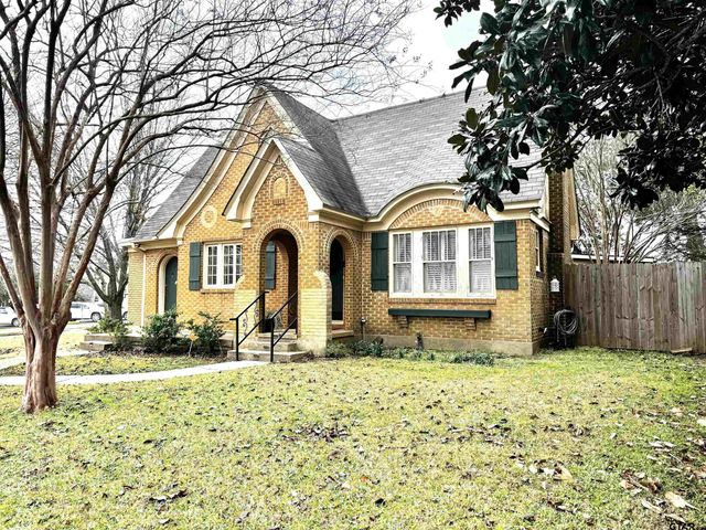 220 Sycamore, Rusk, TX 75785