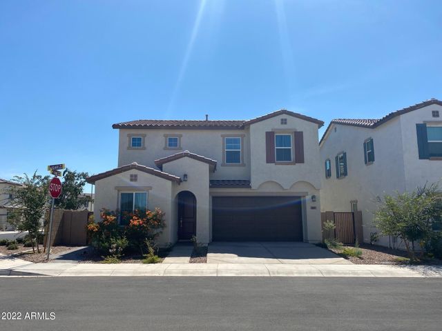 823 W Gail Drive, Chandler, AZ 85225