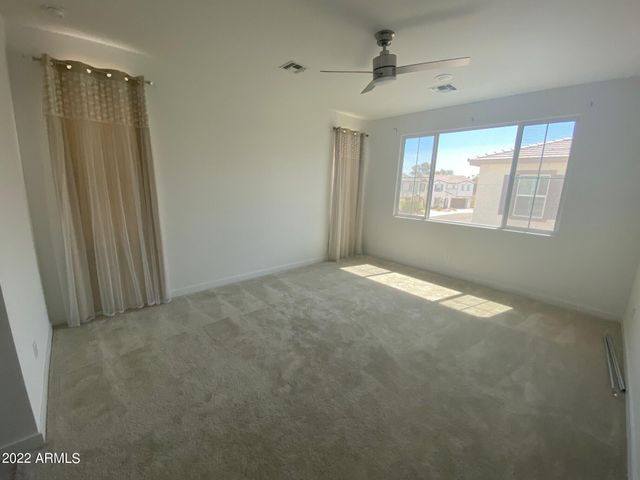 823 W Gail Drive, Chandler, AZ 85225