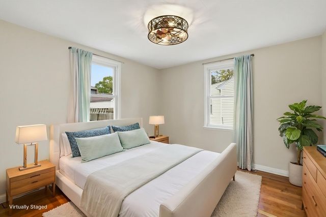 23 Gilman St, Springfield, MA 01118