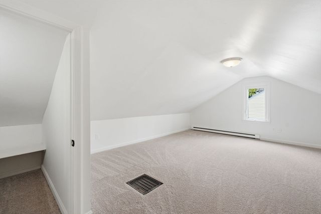 23 Gilman St, Springfield, MA 01118