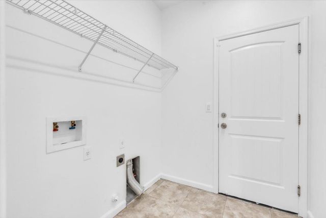 9568 Gardella Way, Sacramento, CA 95829