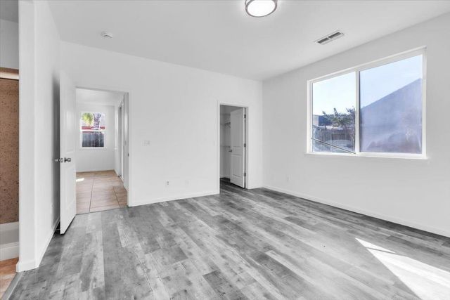 9568 Gardella Way, Sacramento, CA 95829