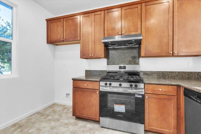 9568 Gardella Way, Sacramento, CA 95829