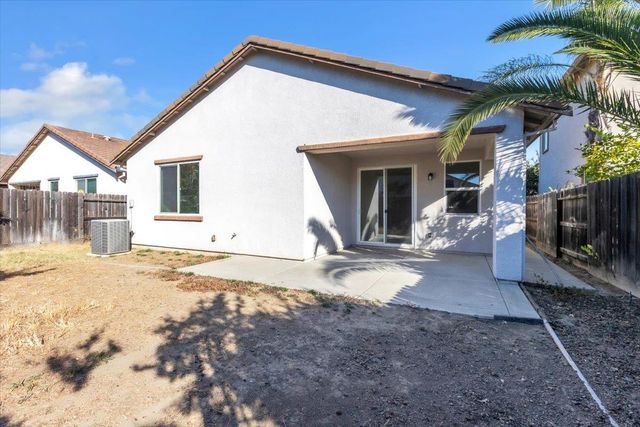 9568 Gardella Way, Sacramento, CA 95829