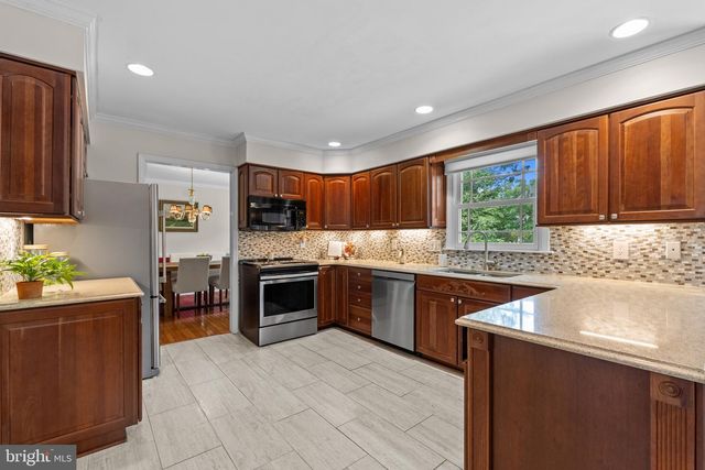 6171 OTTER RUN CT, Clifton, VA 20124