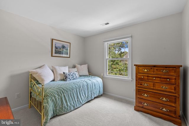 6171 OTTER RUN CT, Clifton, VA 20124