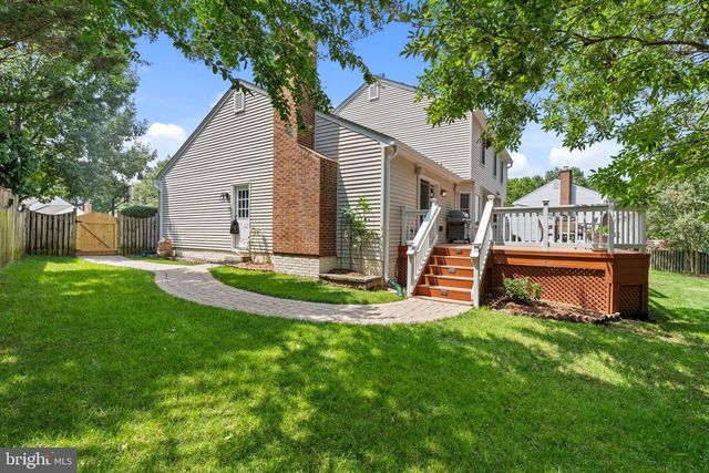 6171 OTTER RUN CT, Clifton, VA 20124