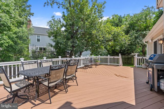 6171 OTTER RUN CT, Clifton, VA 20124