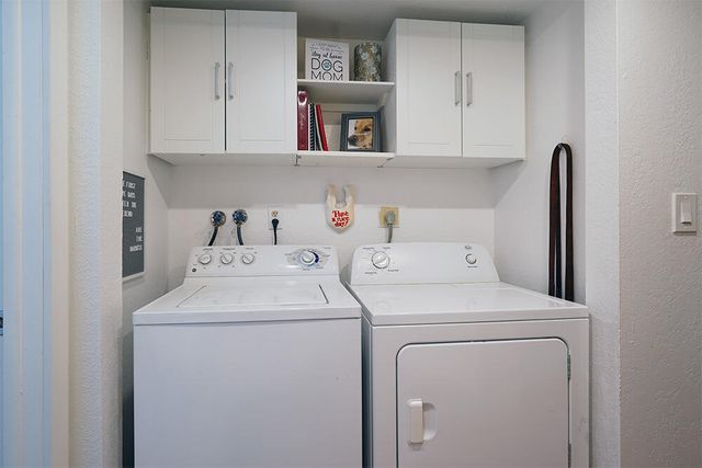 3000 Presidential Way Apt 106, West Palm Beach, FL 33401